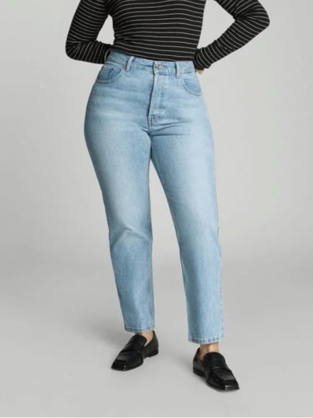 Everlane Light Blue Curvy Cheeky Straight Leg Jeans High Rise 29 Minimalist Boho